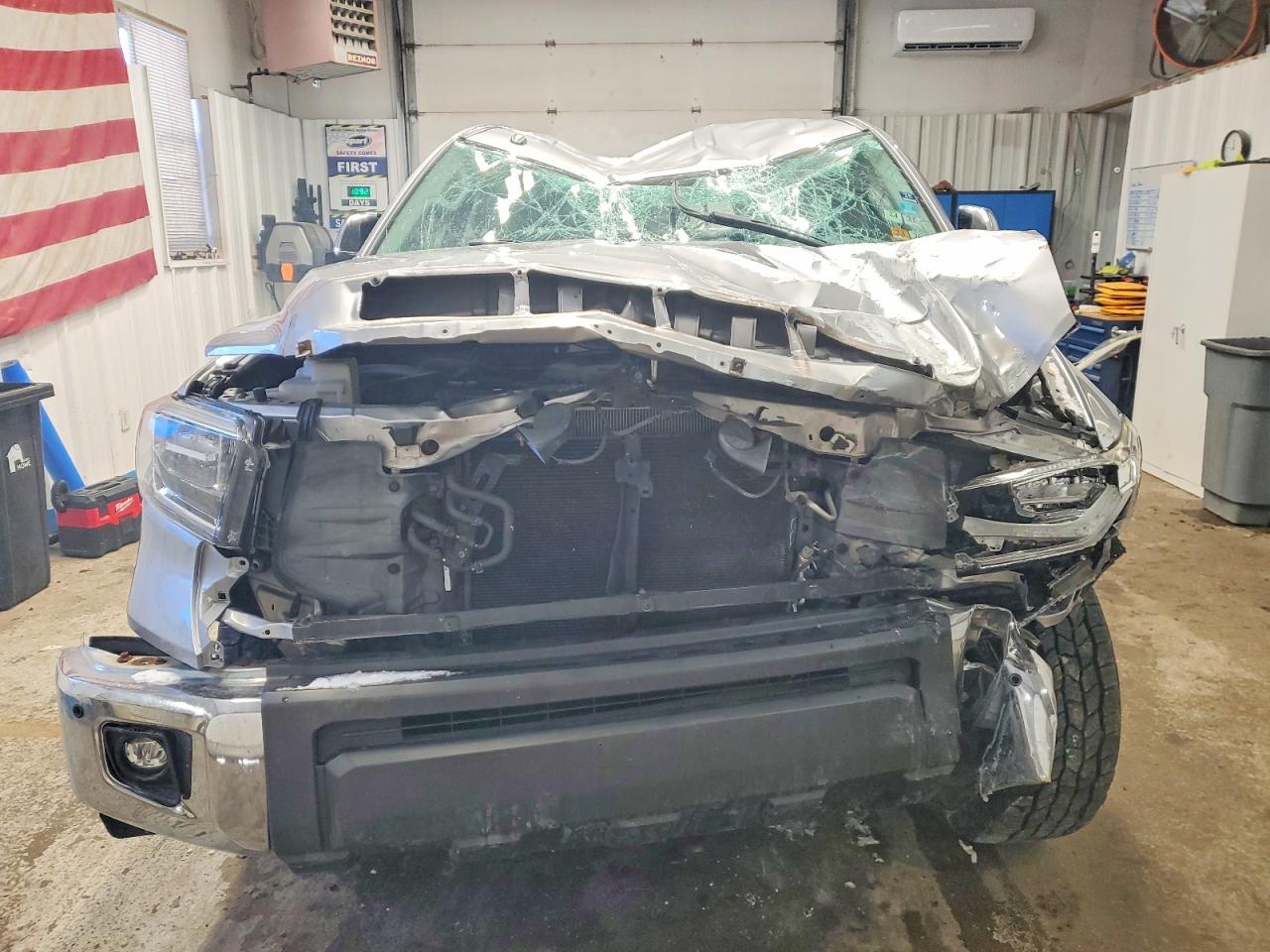 2018 TOYOTA TUNDRA