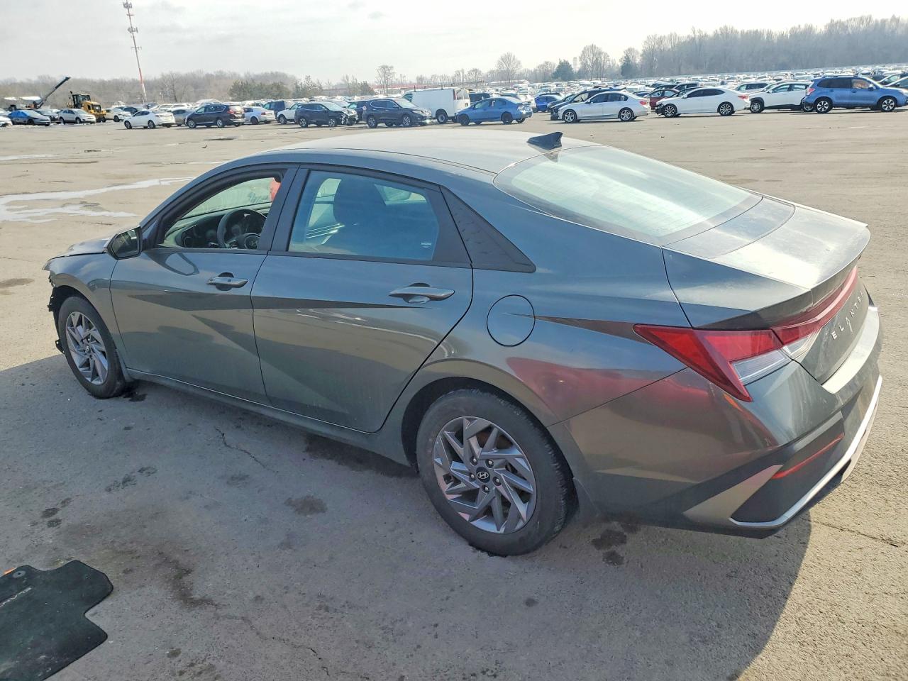 2024 HYUNDAI ELANTRA