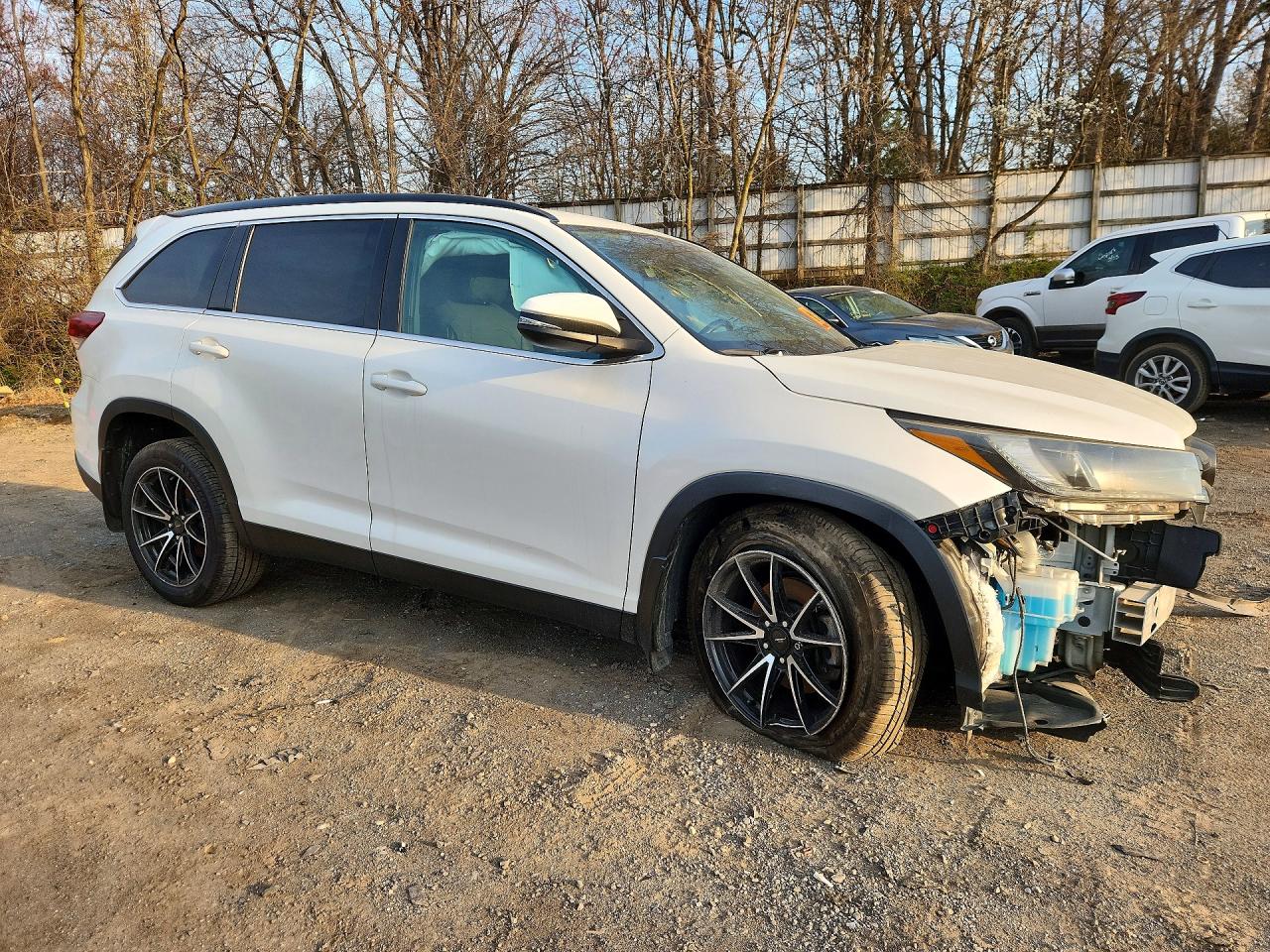 2019 TOYOTA HIGHLANDER