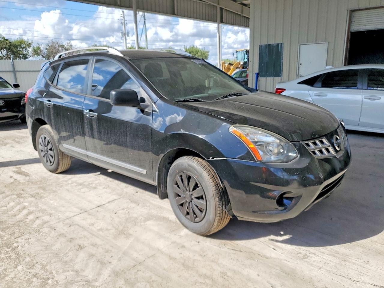 2014 NISSAN ROGUE