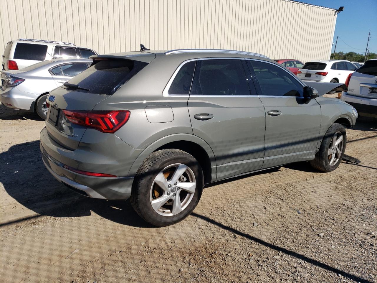 2020 AUDI Q3