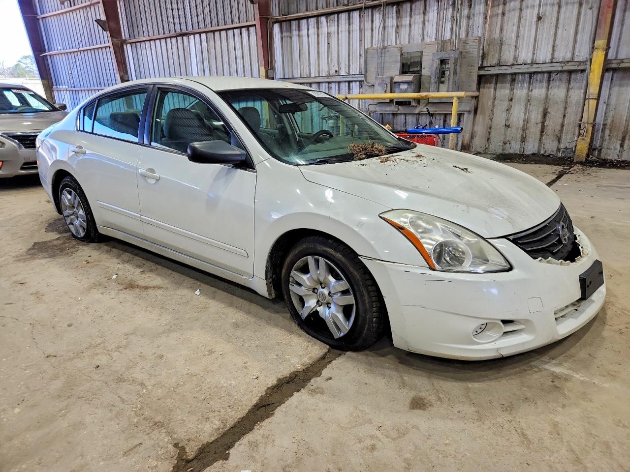2010 NISSAN ALTIMA