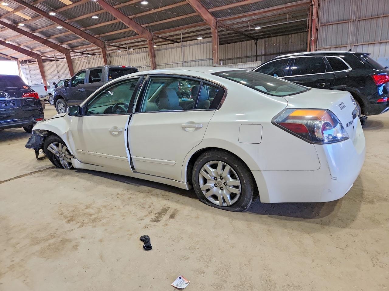 2010 NISSAN ALTIMA