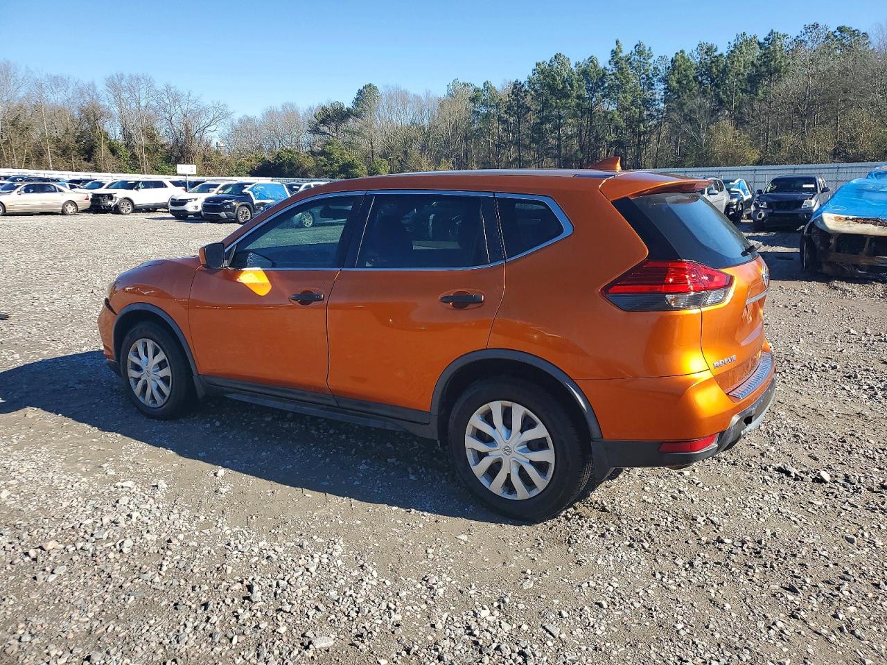 2017 NISSAN ROGUE