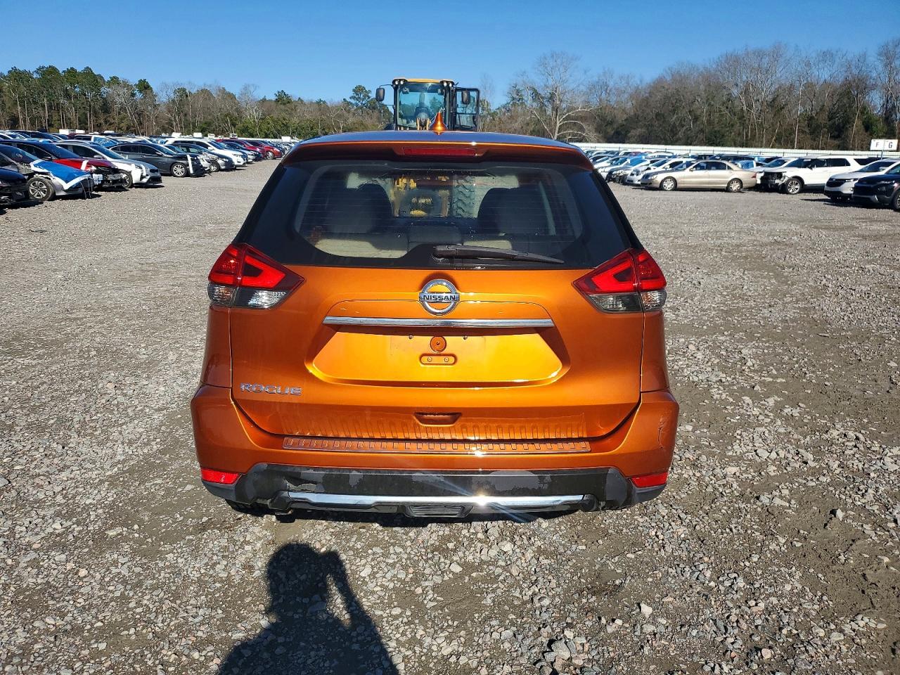 2017 NISSAN ROGUE