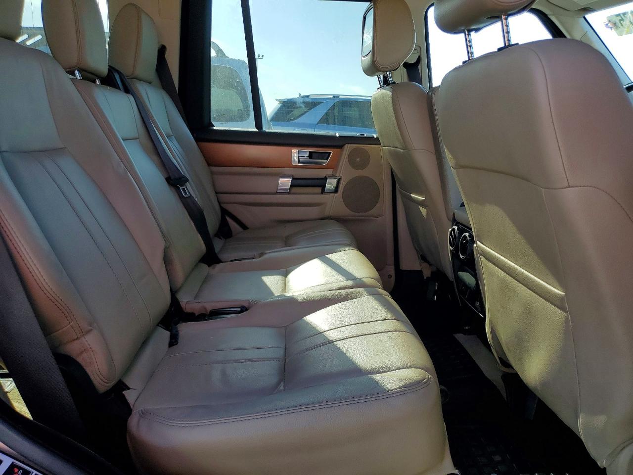2015 LAND ROVER LR4