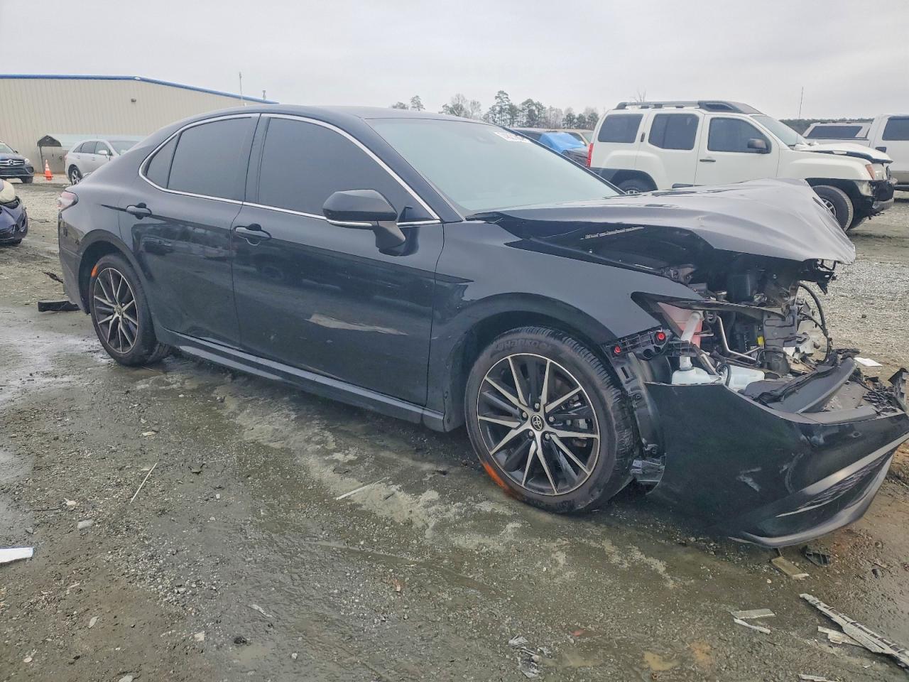 2024 TOYOTA CAMRY