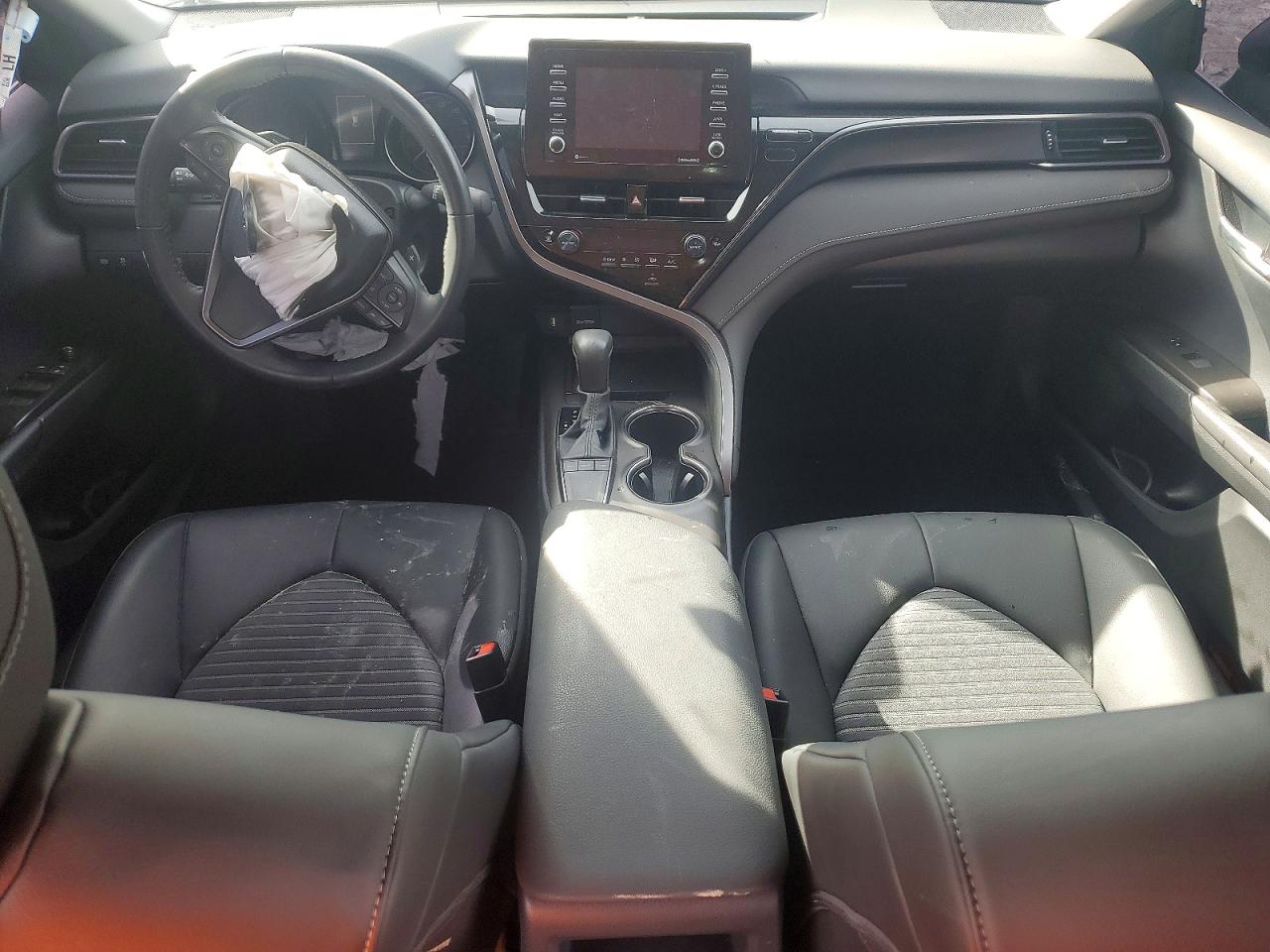 2024 TOYOTA CAMRY