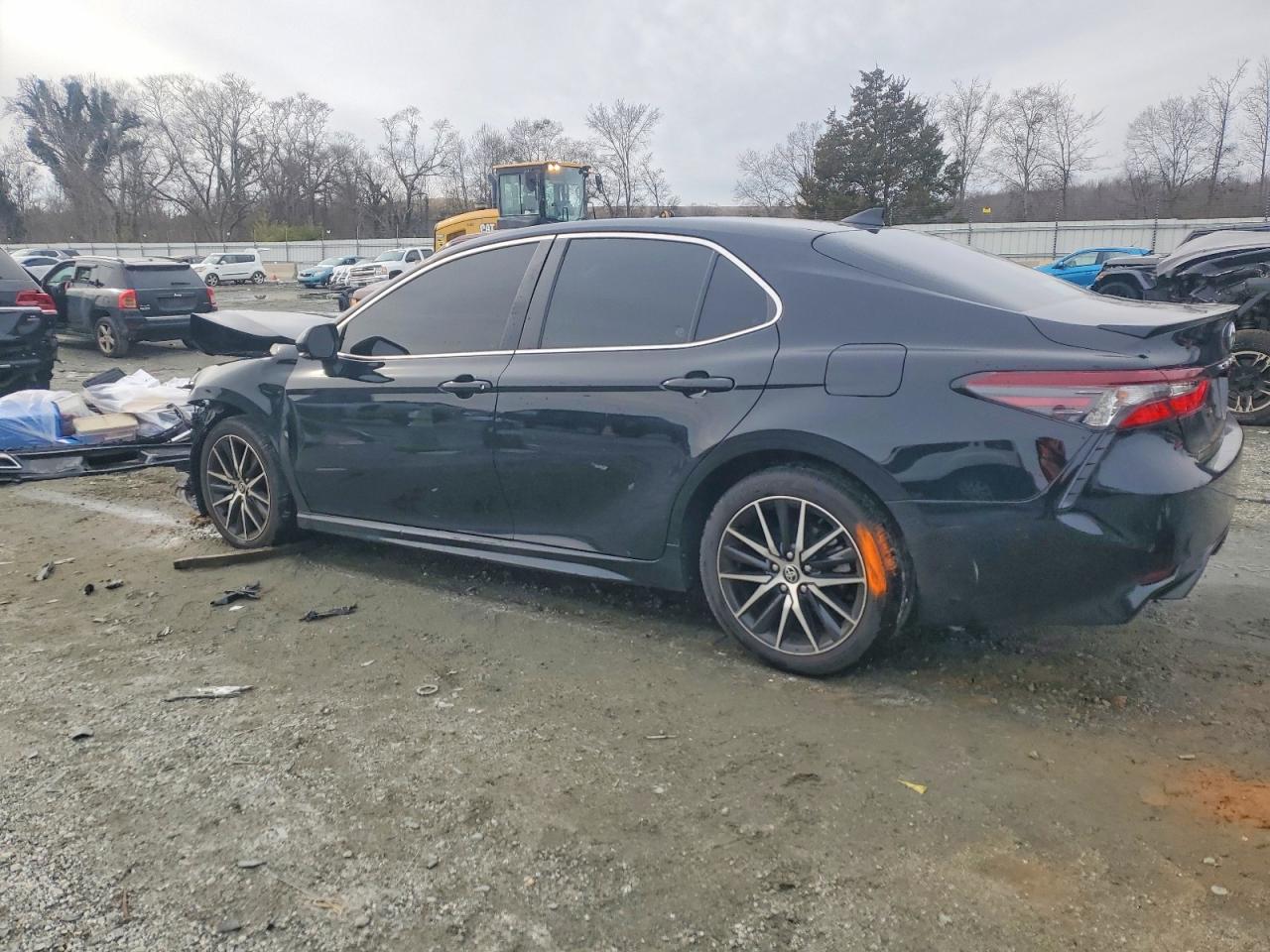 2024 TOYOTA CAMRY