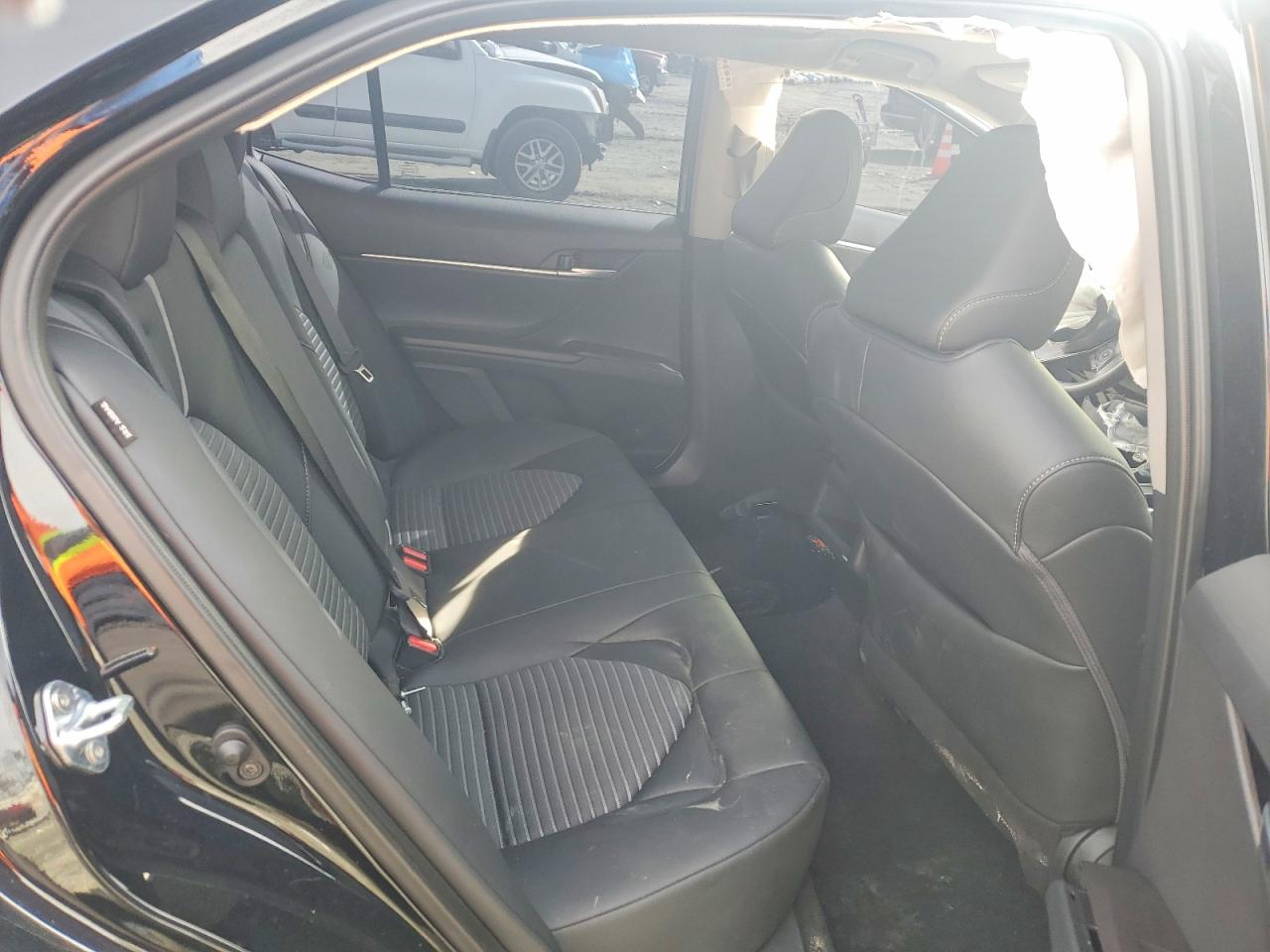 2024 TOYOTA CAMRY
