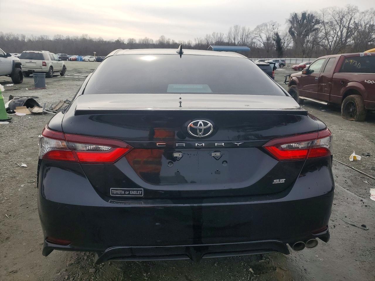 2024 TOYOTA CAMRY