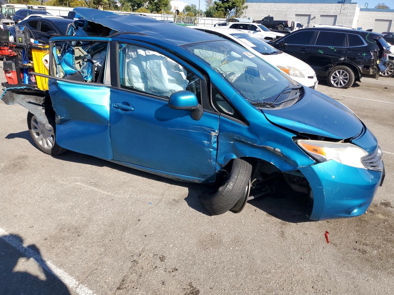 2014 NISSAN VERSA