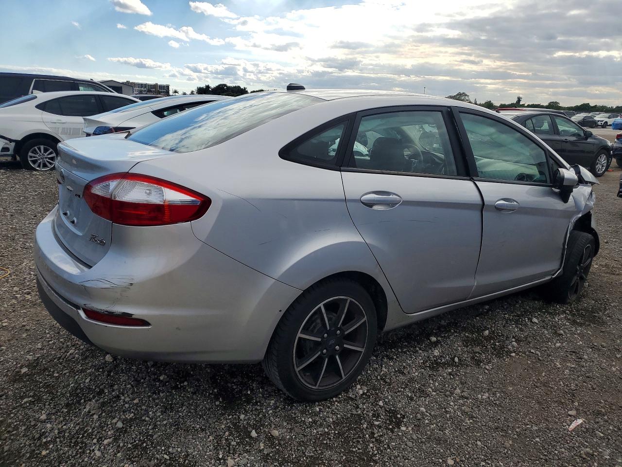2017 FORD FIESTA
