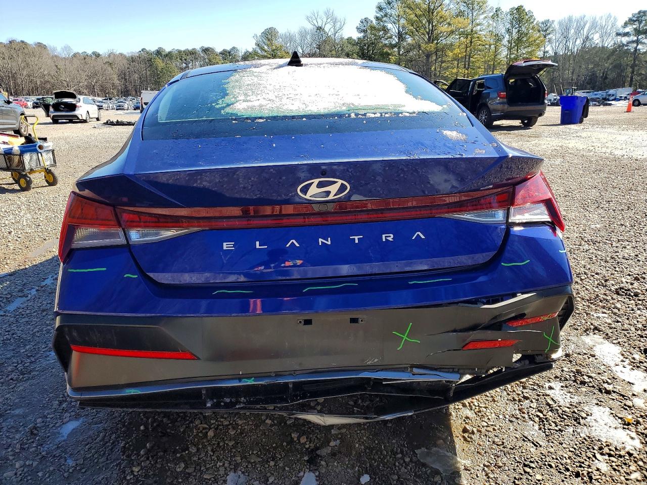 2024 HYUNDAI ELANTRA