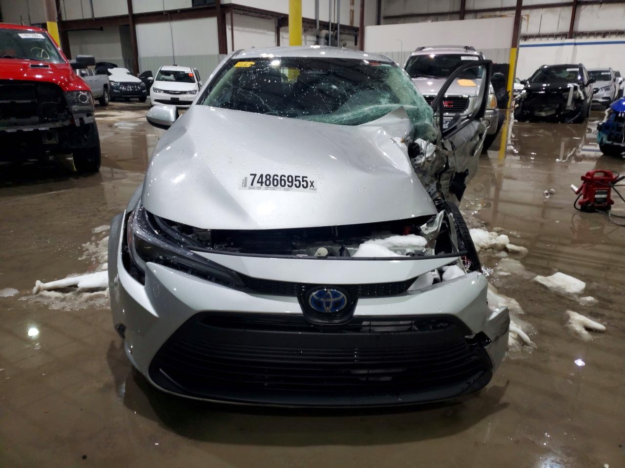 2024 TOYOTA COROLLA