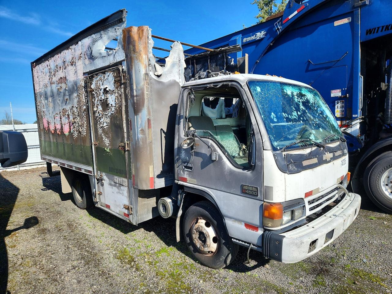 2003 CHEVROLET W-4