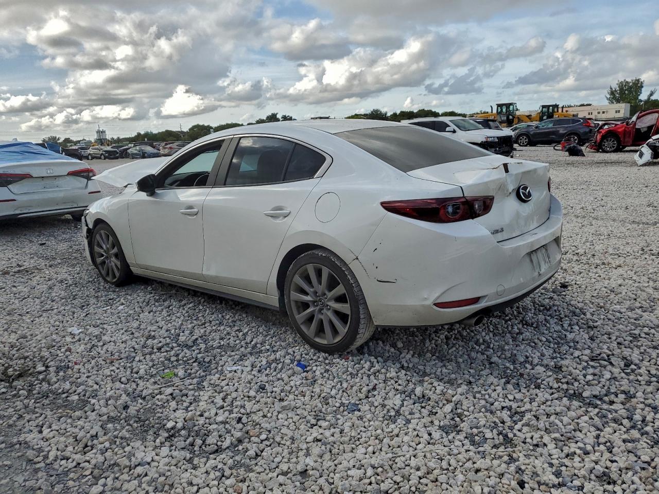 2023 MAZDA 3