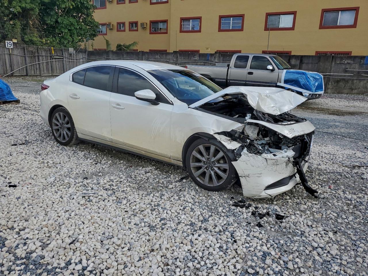 2023 MAZDA 3