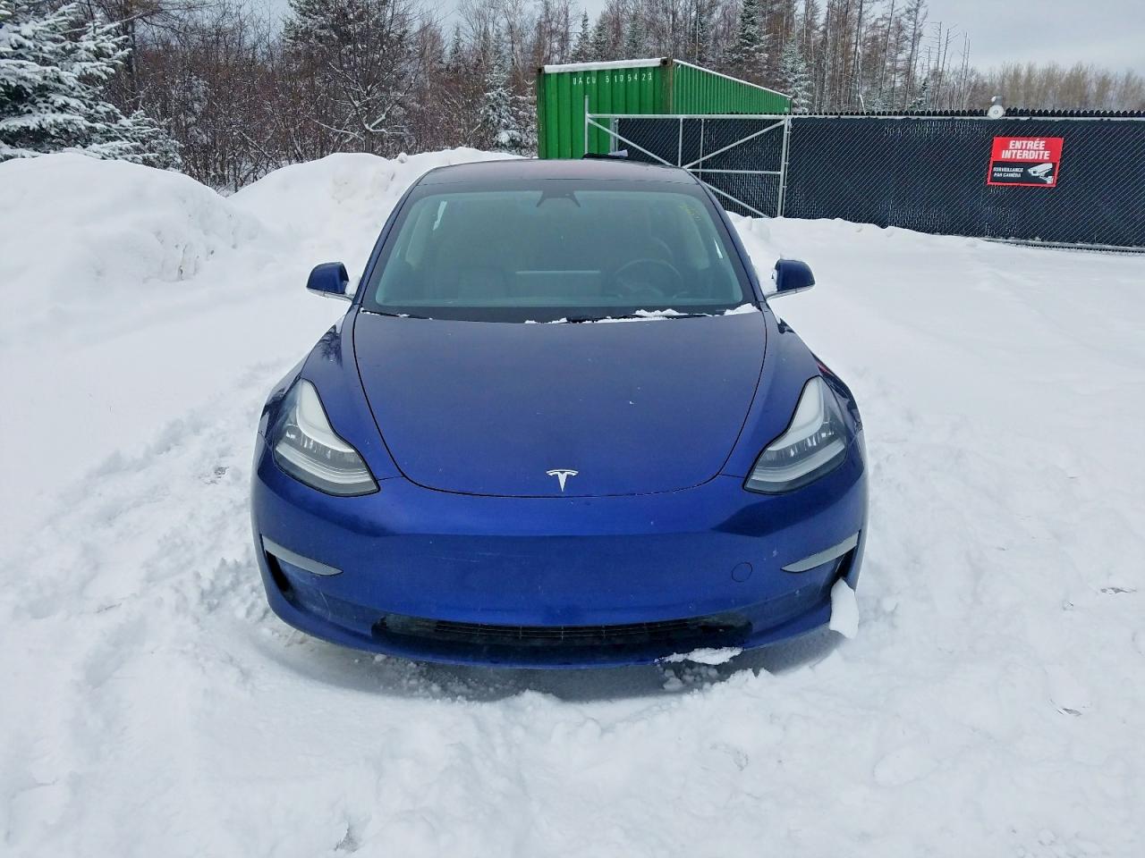 2018 TESLA MODEL 3