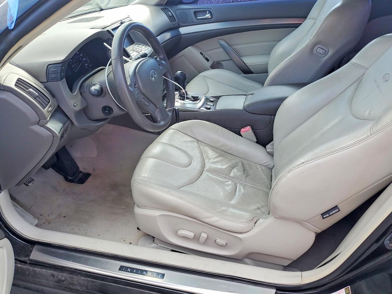 2010 INFINITI G37