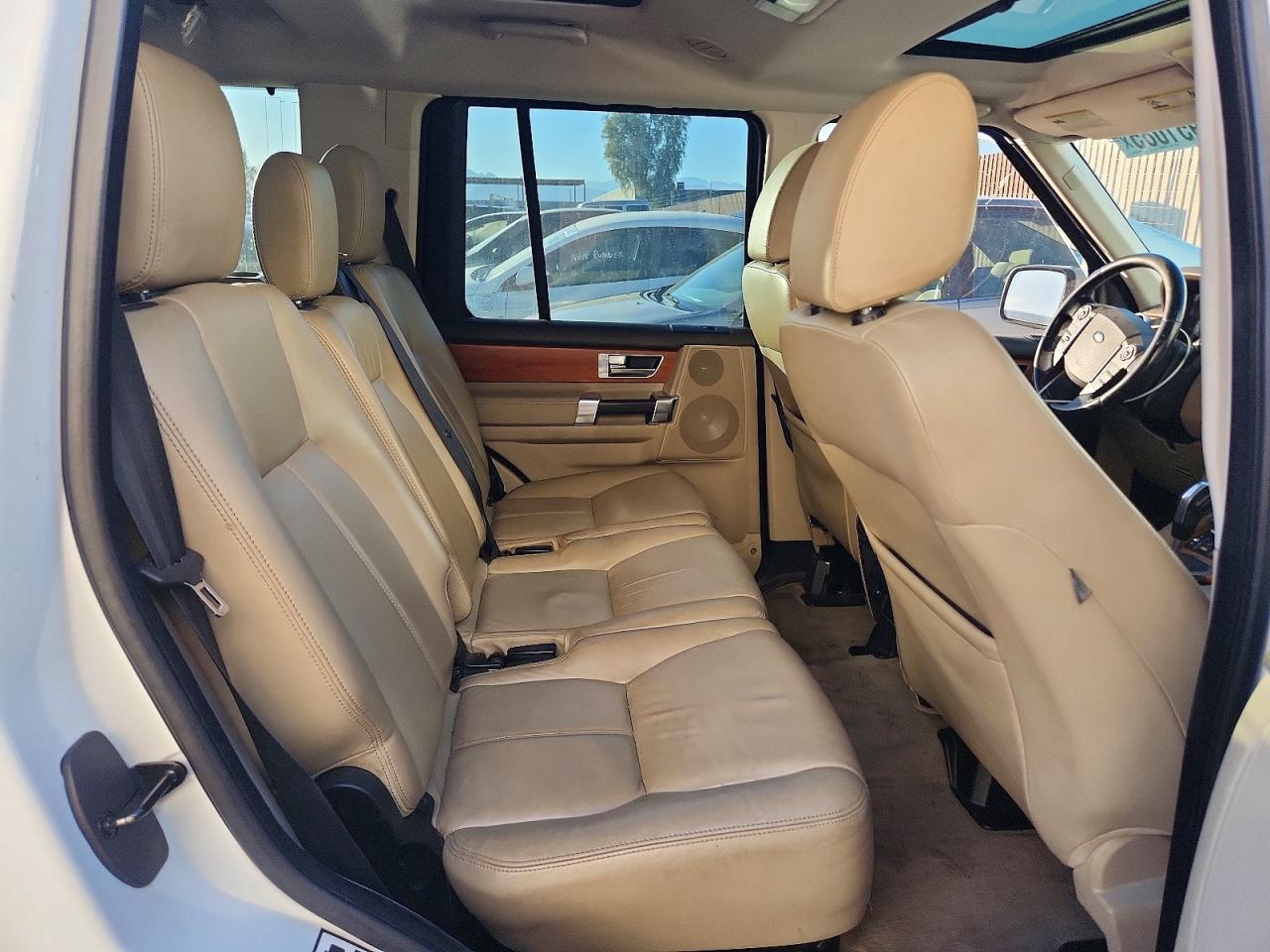 2011 LAND ROVER LR4