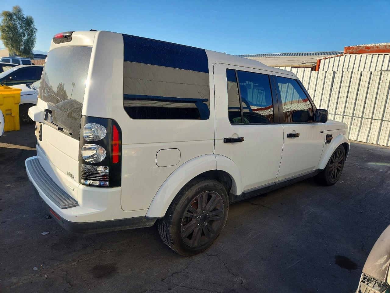 2011 LAND ROVER LR4