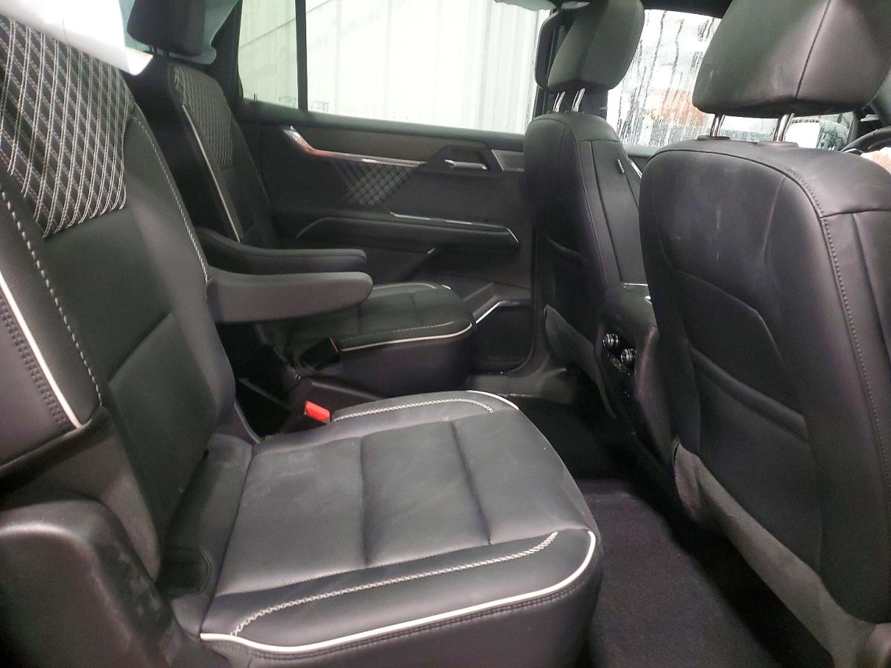 2024 GMC ACADIA DEN