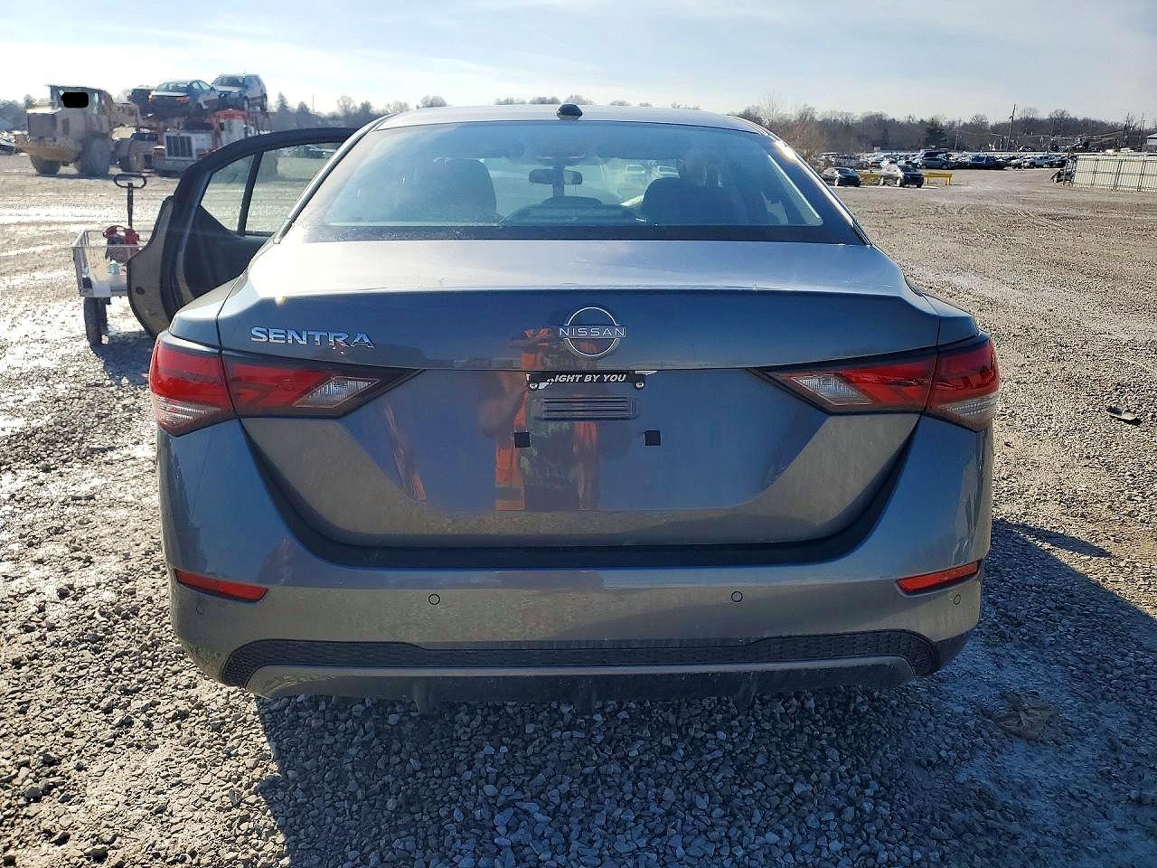 2025 NISSAN SENTRA