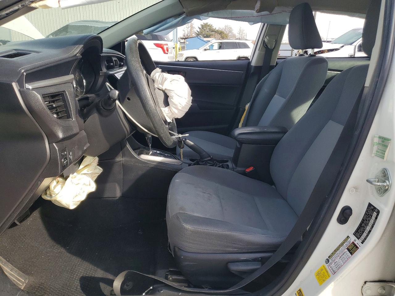 2015 TOYOTA COROLLA