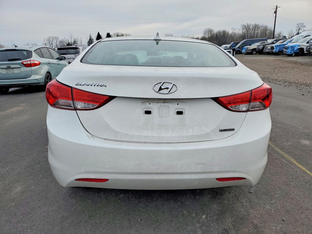 2012 HYUNDAI ELANTRA