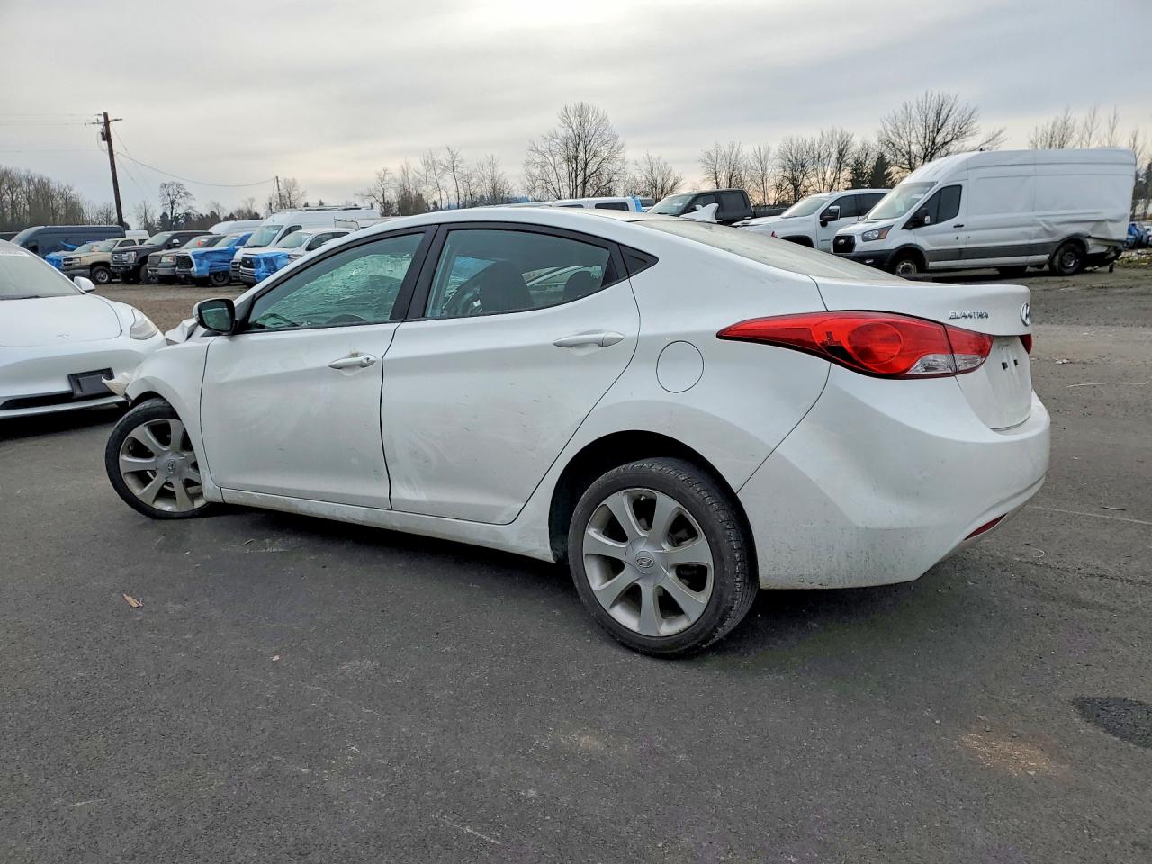 2012 HYUNDAI ELANTRA
