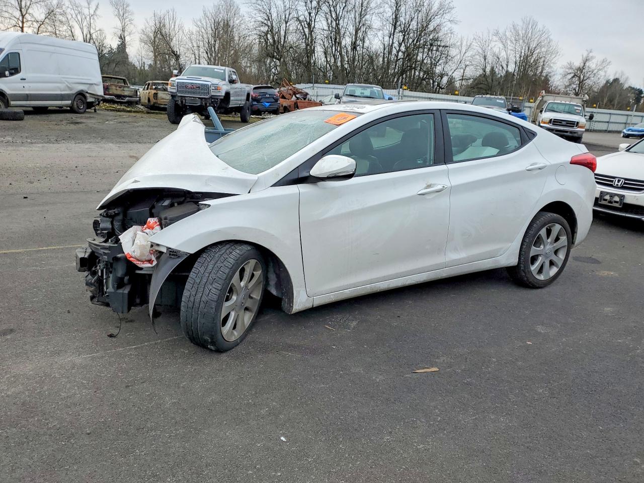2012 HYUNDAI ELANTRA