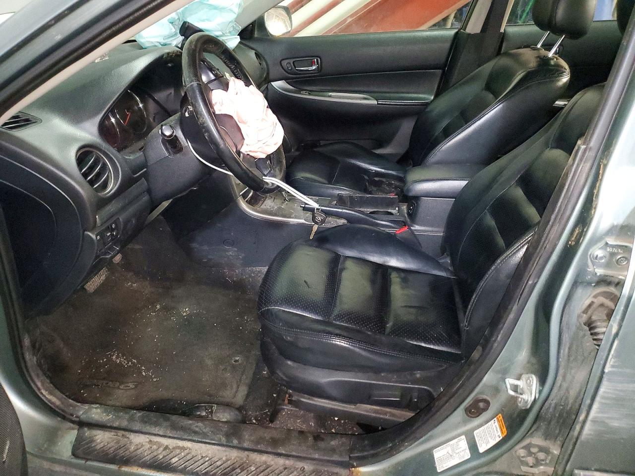 2004 MAZDA 6
