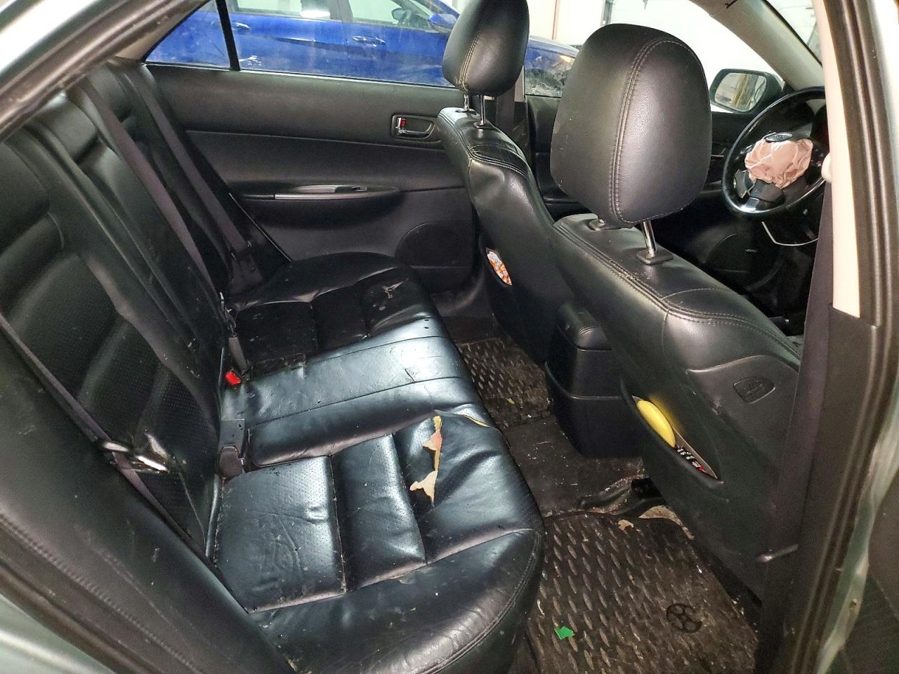2004 MAZDA 6