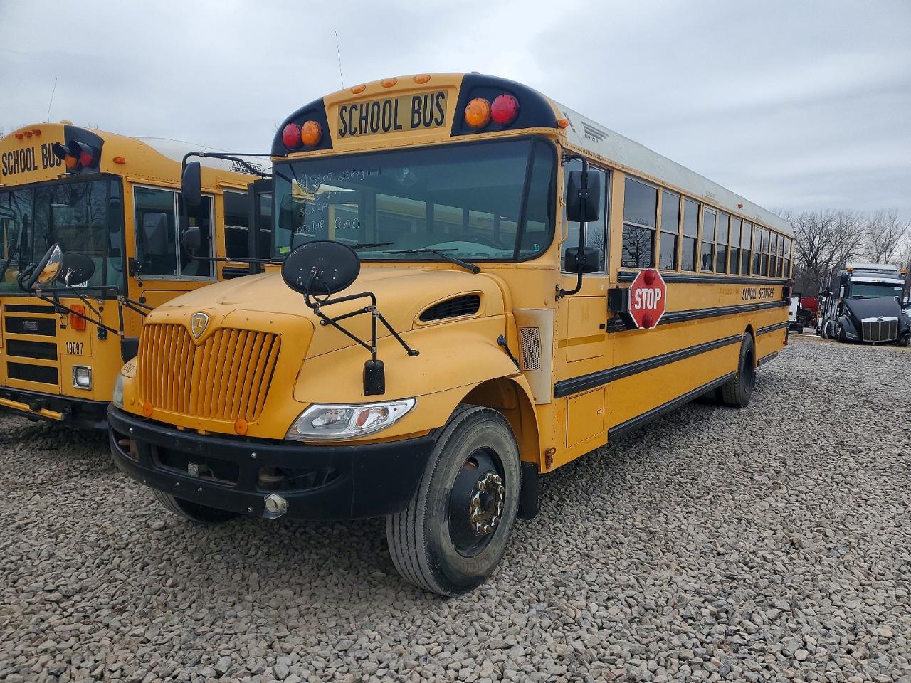 2013 IC CORPORATION CE SERIES