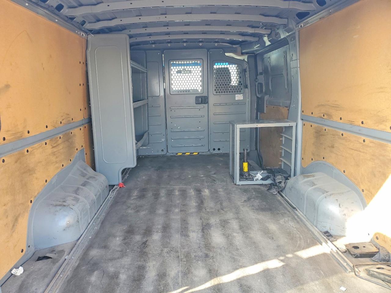 2012 NISSAN NV