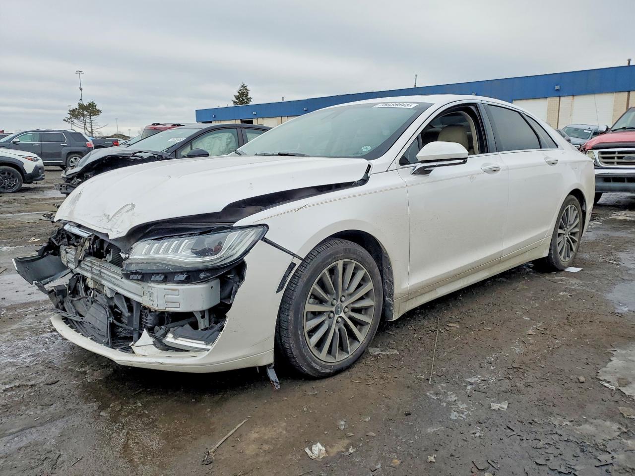 2017 LINCOLN MKZ