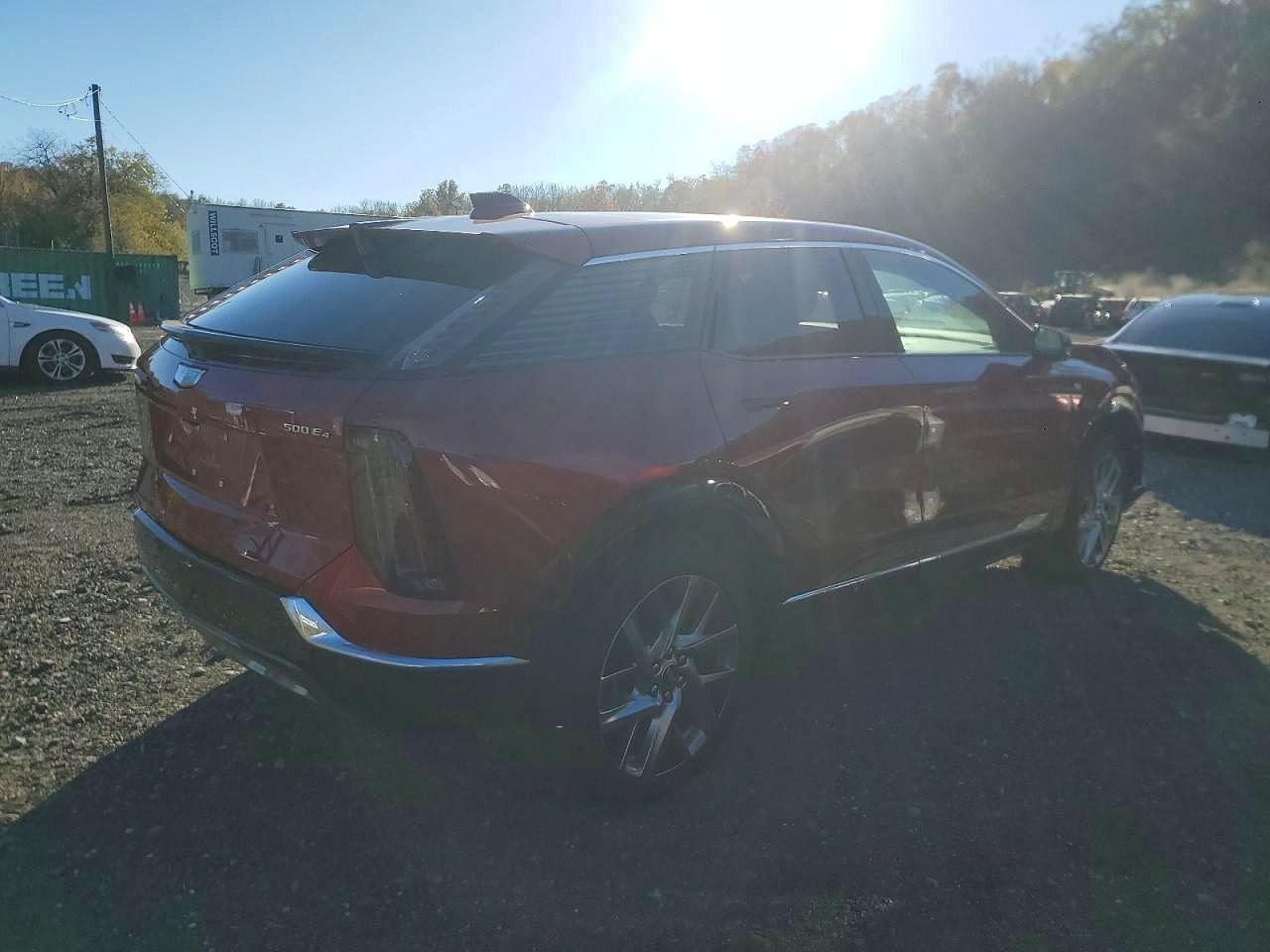 2025 CADILLAC OPTIQ LUXU
