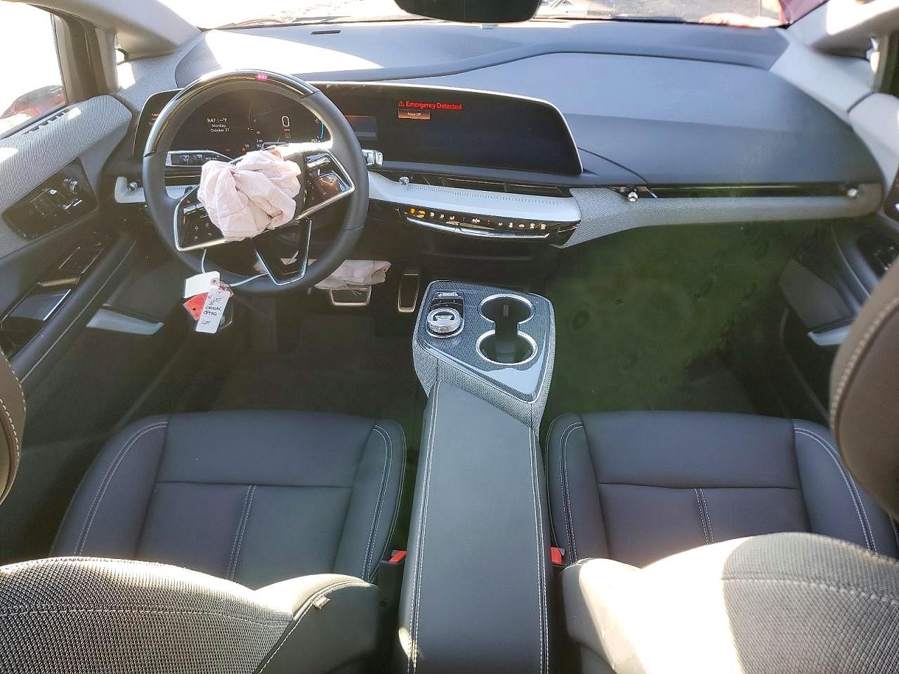 2025 CADILLAC OPTIQ LUXU