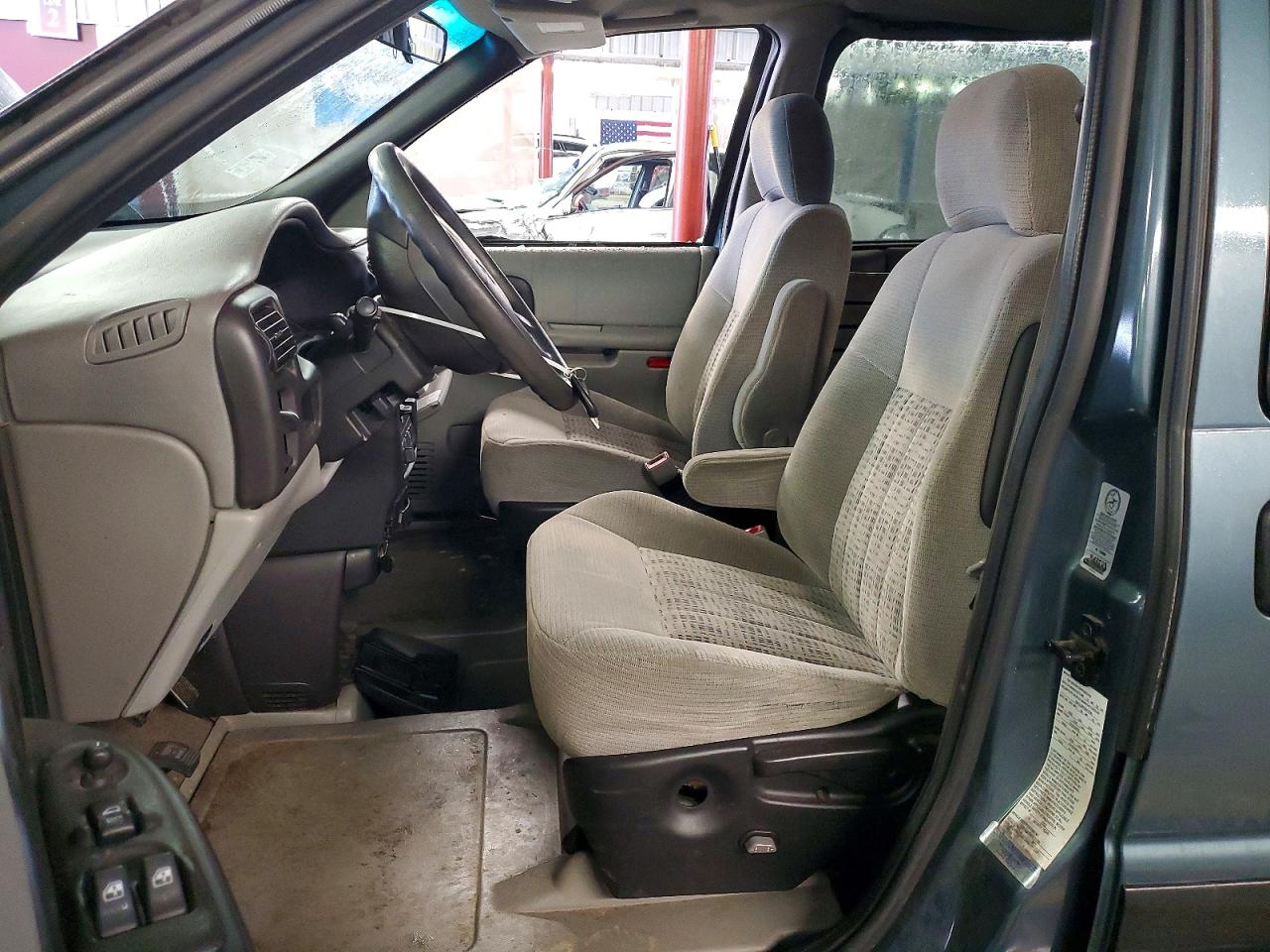 2004 CHEVROLET VENTURE