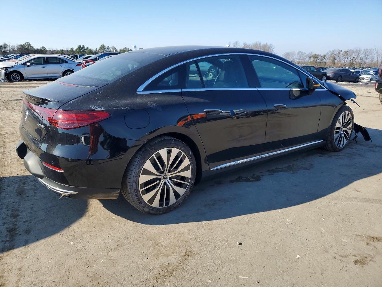 2025 MERCEDES-BENZ EQE SEDAN