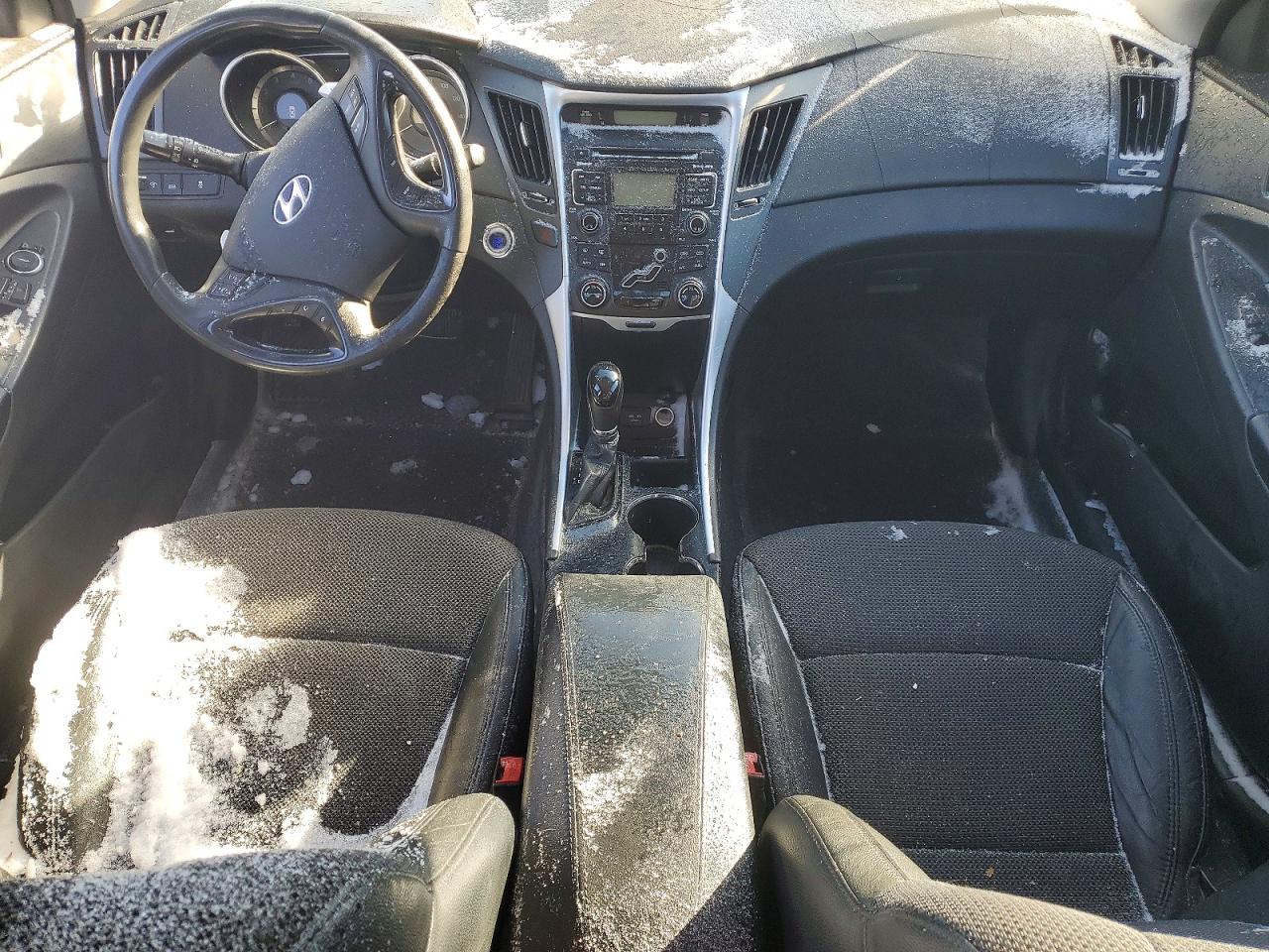 2011 HYUNDAI SONATA