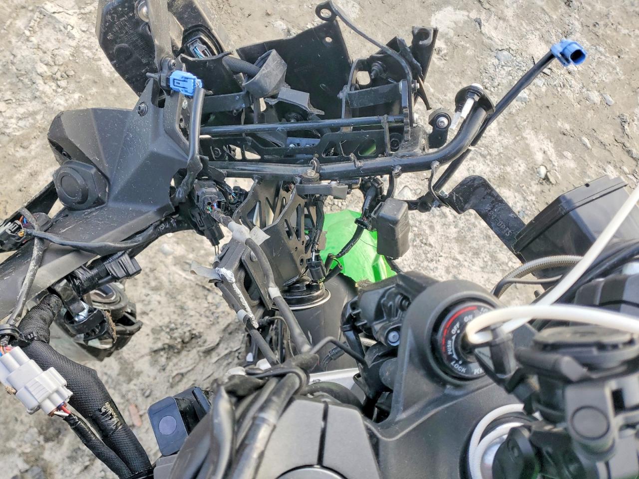 2025 KAWASAKI ZX1100 J