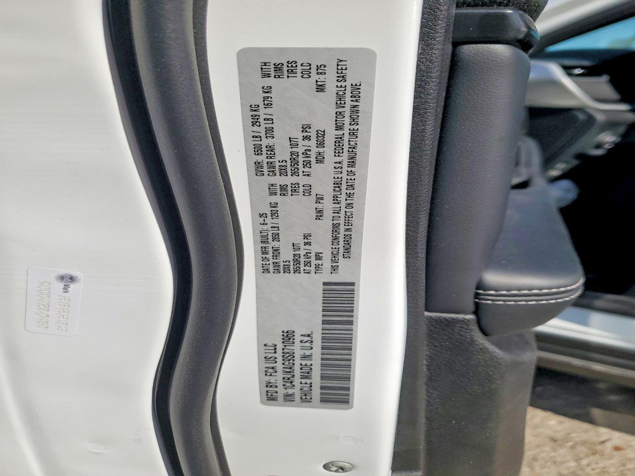 2025 JEEP GRAND CHER