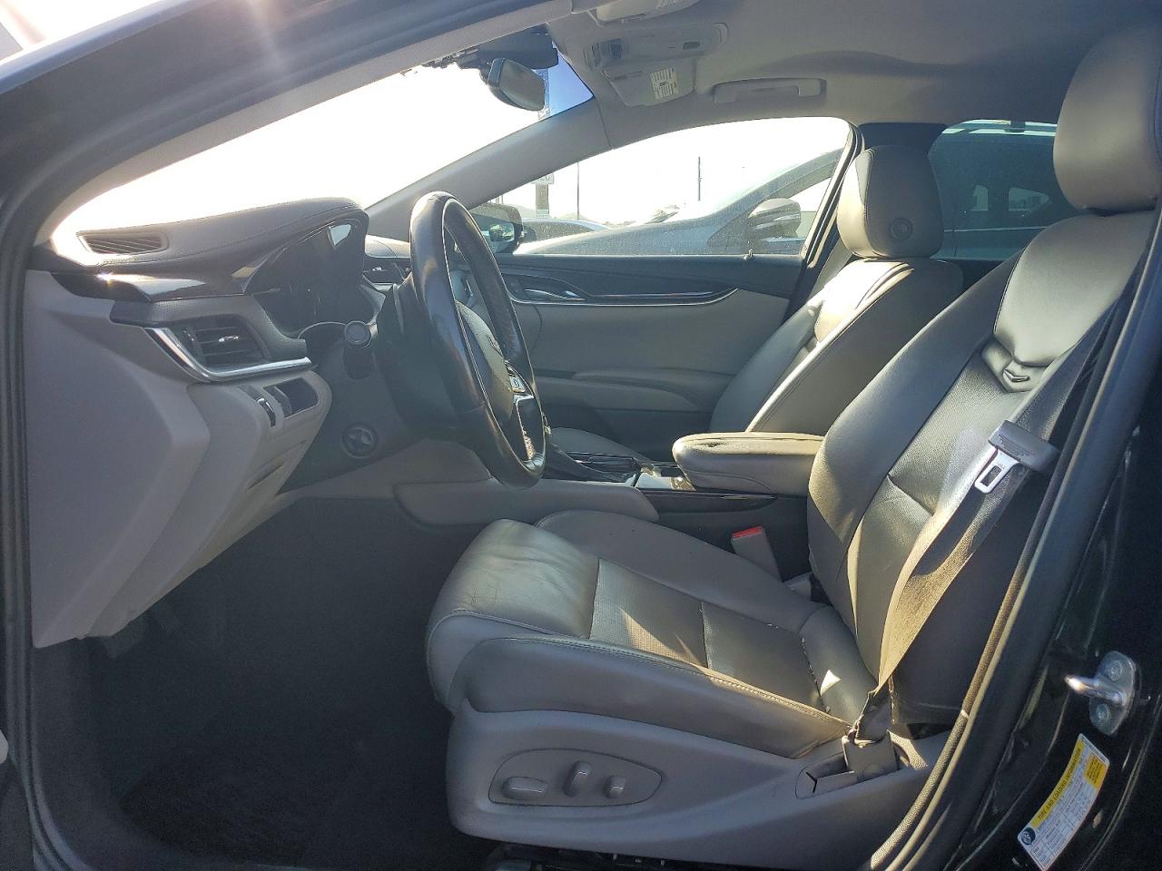 2017 CADILLAC XTS