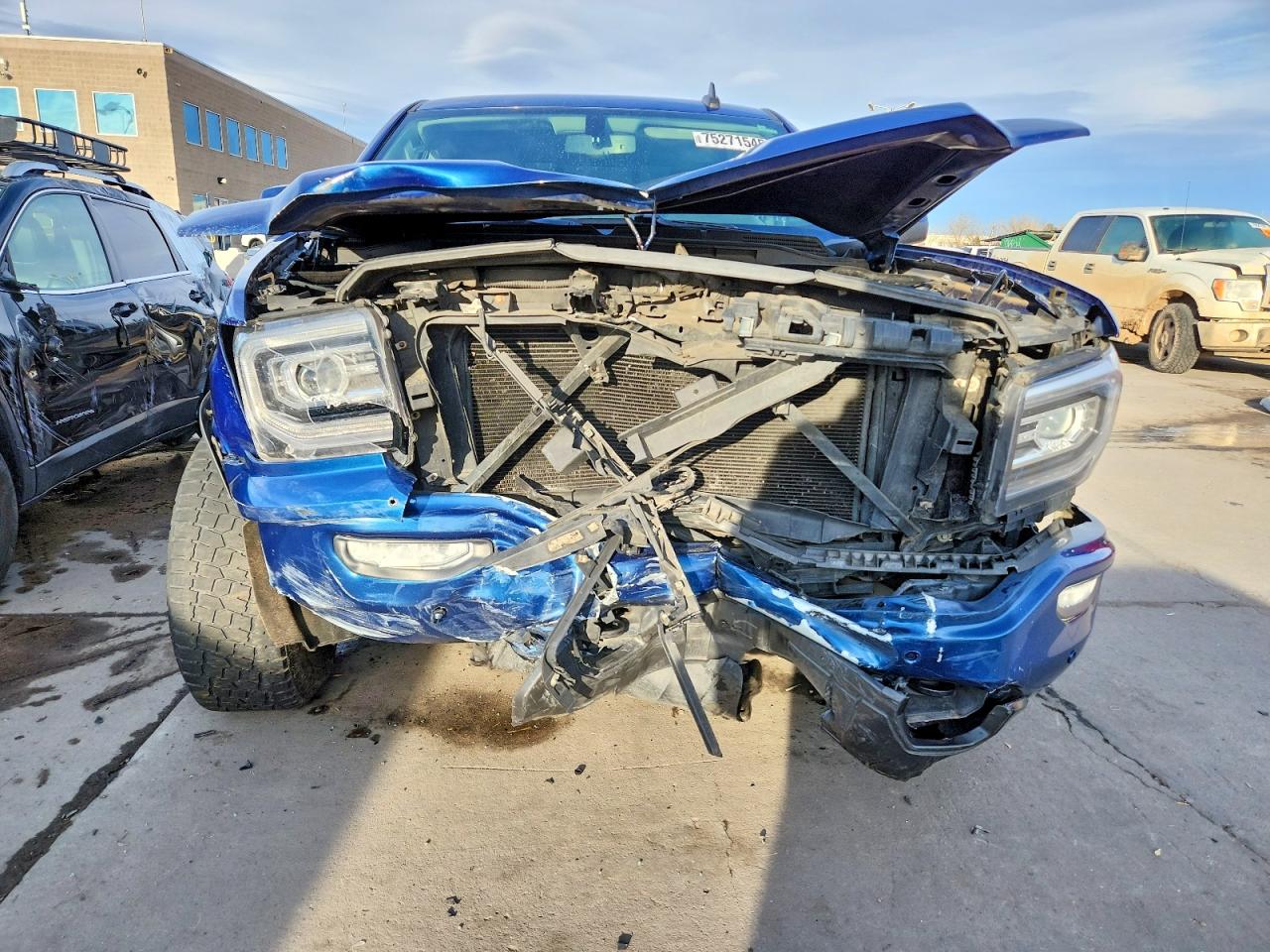 2017 GMC SIERRA
