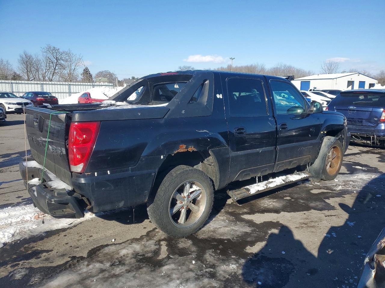 2002 CHEVROLET AVALANCHE