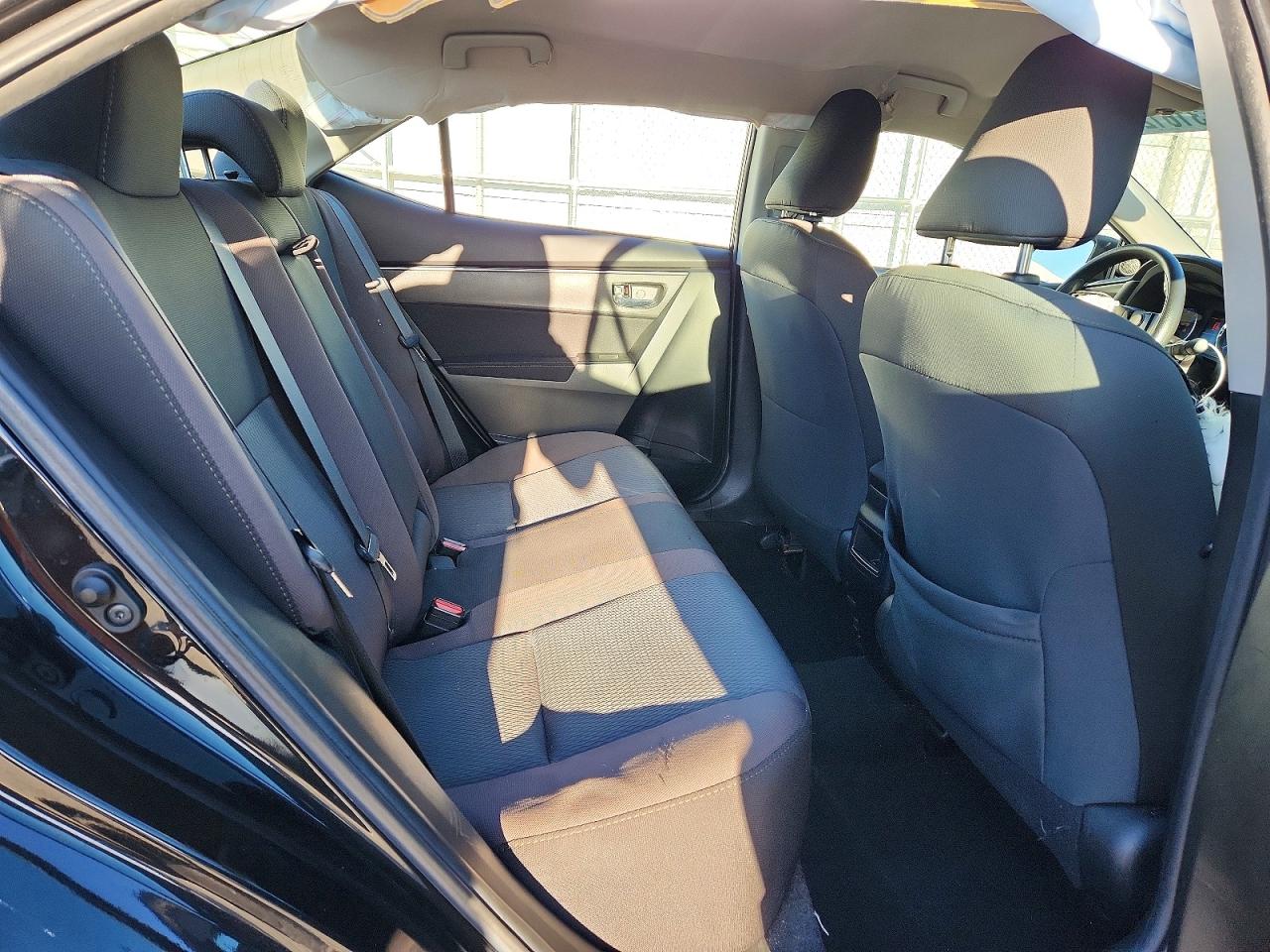 2019 TOYOTA COROLLA