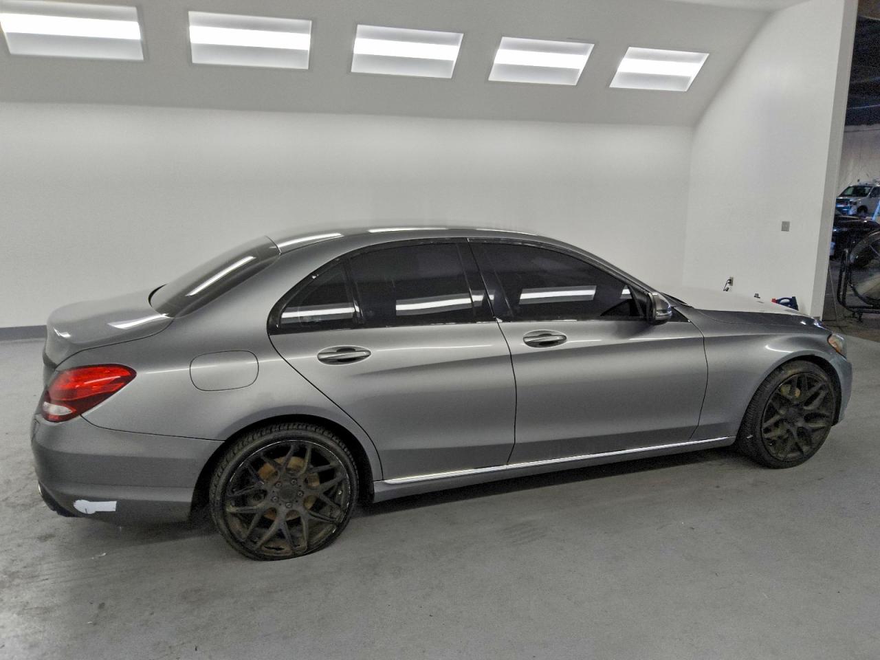 2016 MERCEDES-BENZ C-CLASS