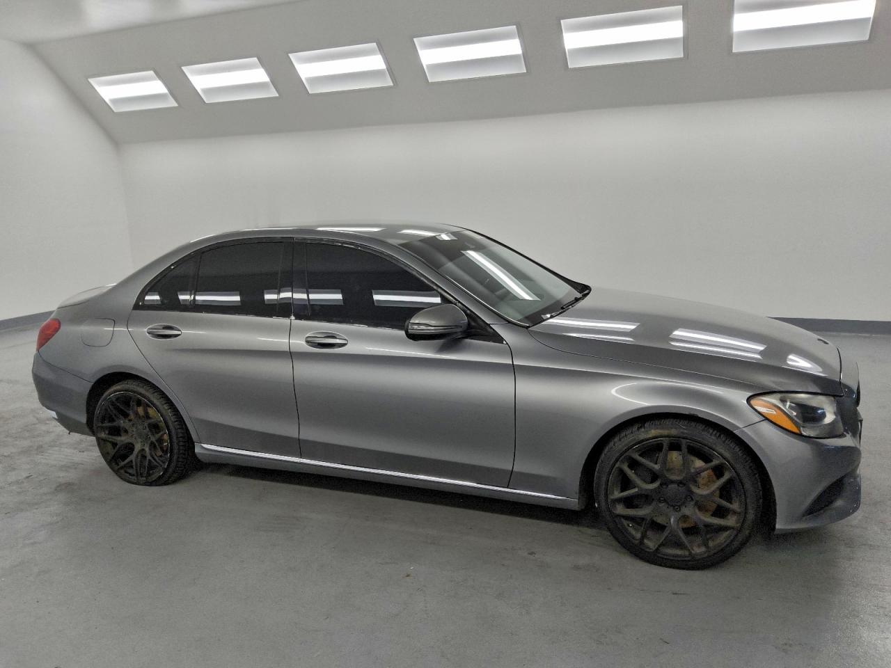 2016 MERCEDES-BENZ C-CLASS